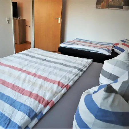 Apartment Am Clara Park